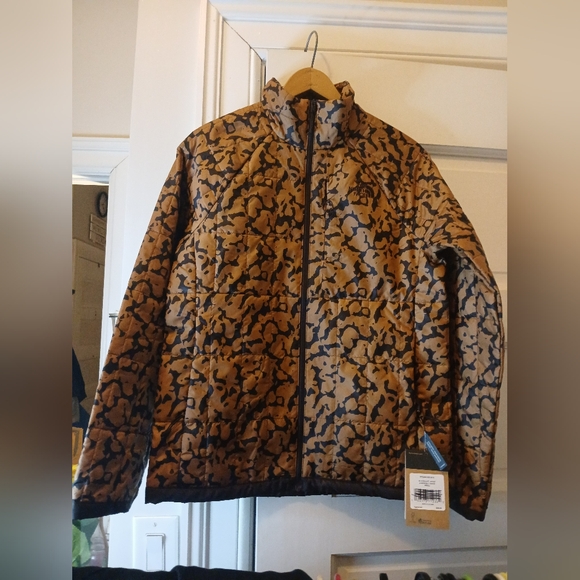 NEW The North Face Womens Circaloft Jacket Small Almond Butter Outdoors - Picture 12 of 12